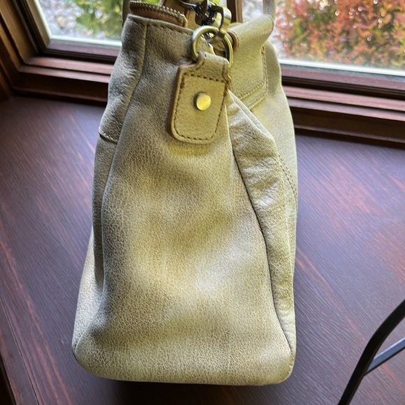 Handbag - Picture 4 of 10